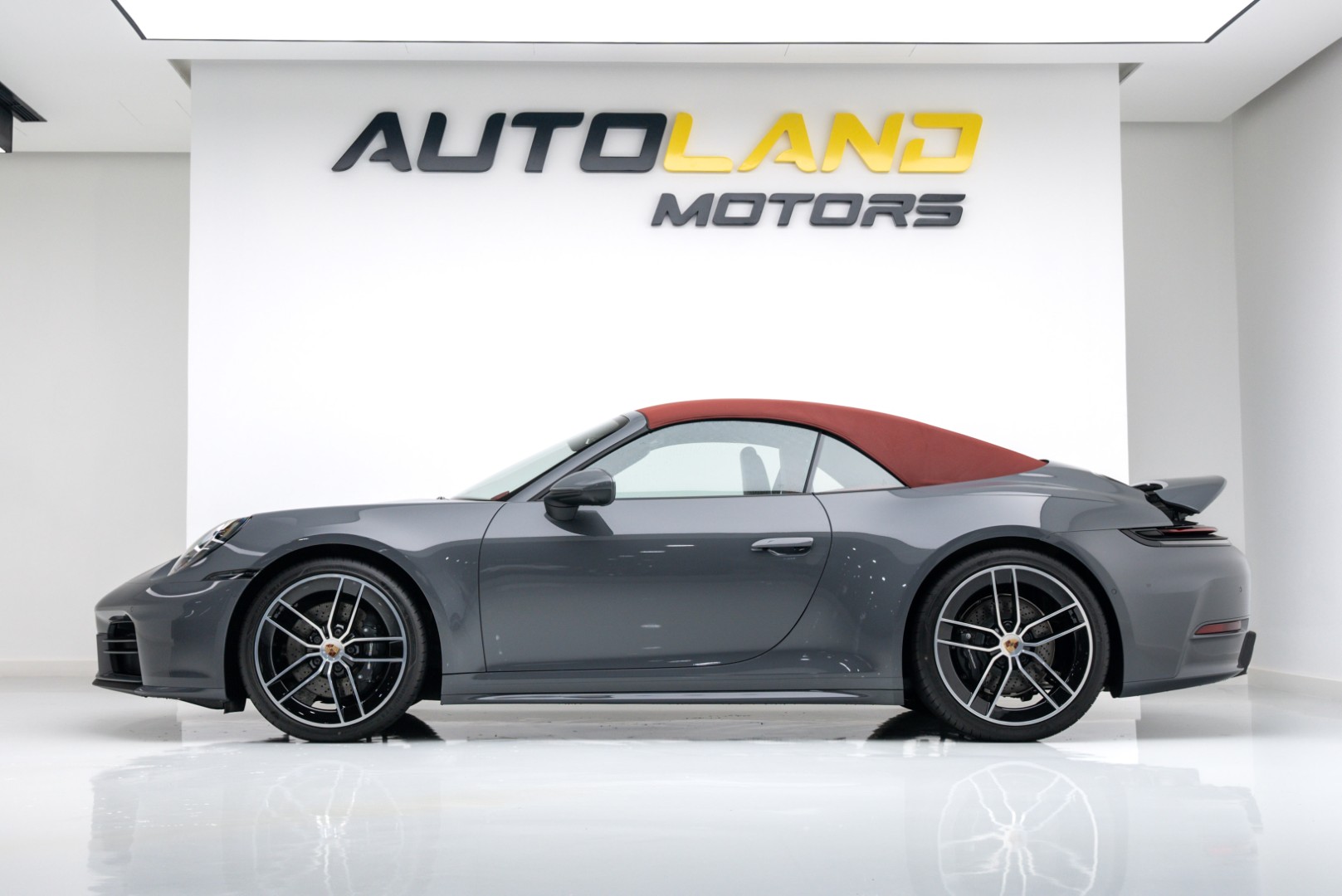 2025 PORSCHE 911 CARRERA WITH WARRANTY.